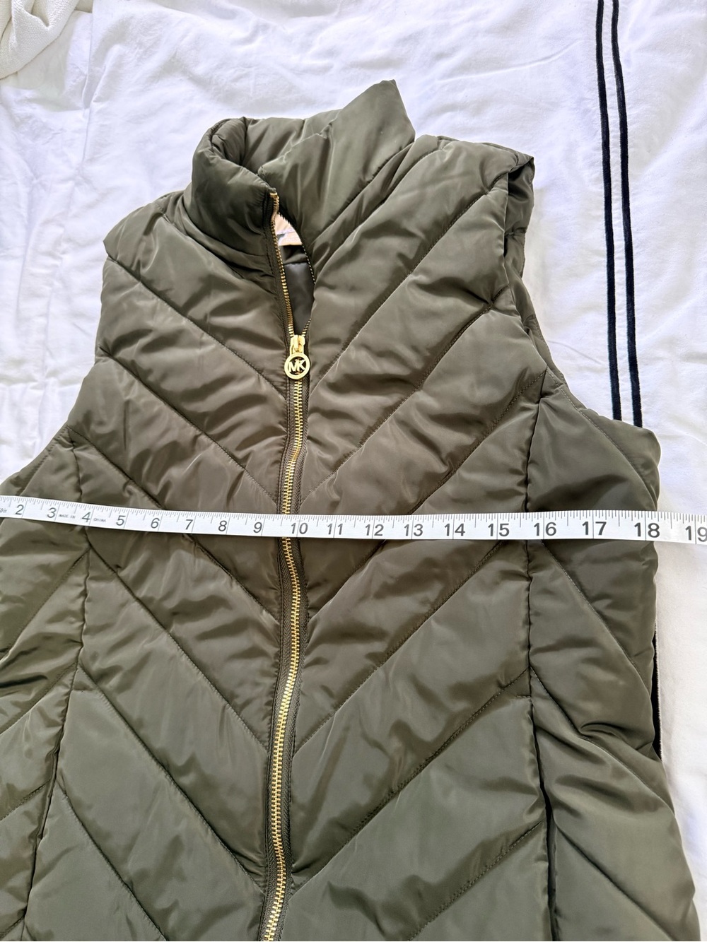 Michael Kors Olive Green Quilted Puffer Vest with Gold Zipper - Picture 5 of 10